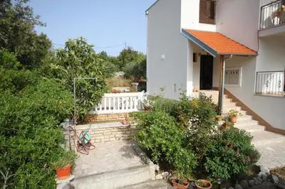 Vrt u objektu Apartments by the sea Cove Pokrivenik, Hvar - 8673