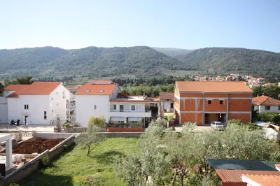 Pogled na planine ili pogled na planine iz apartmana