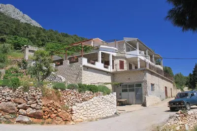Pogled na planine ili pogled na planine iz apartmana