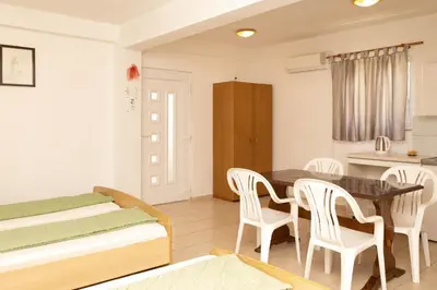 Krevet ili kreveti u jedinici u objektu Marinela-Baška Voda