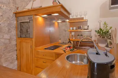 Kuhinja ili čajna kuhinja u objektu Holiday Home Rudina