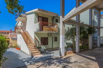 Zgrada u kojoj se nalazi apartman