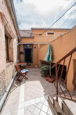 Zgrada u kojoj se nalazi apartman