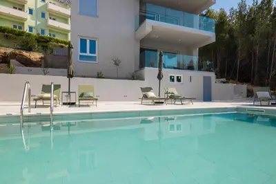Bazen u objektu Villa Alta Mare - Apartments With Pool ili u blizini
