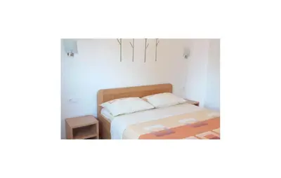 Tlocrt objekta 1 Bedroom Amazing Apartment In Duce