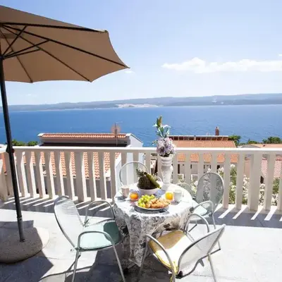 Apartments by the sea Lokva Rogoznica