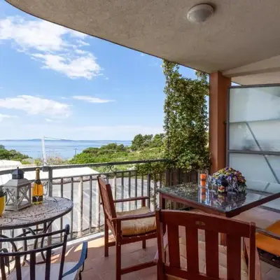 Two-Bedroom Apartment With Sea View In Split
