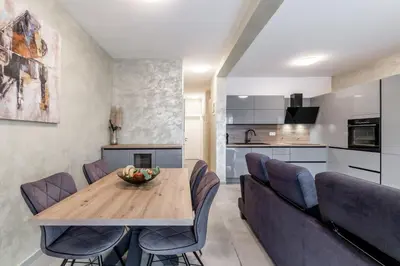 Kuhinja ili čajna kuhinja u objektu Apartment Nikol