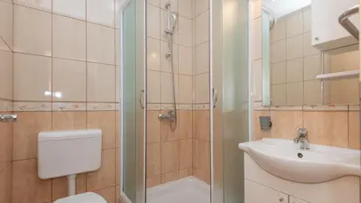 Kupaonica u objektu Apartman Erstic 3 - Baska Voda by Villas Guide