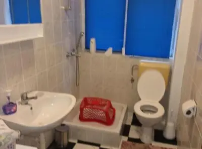 Kupaonica u objektu Spacious and Cozy Apartments Dugi Rat