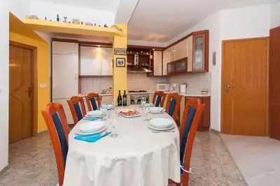 Kuhinja ili čajna kuhinja u objektu Holiday house with a parking space Stanici, Omis - 24285