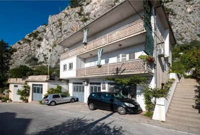 Zgrada u kojoj se nalazi apartman