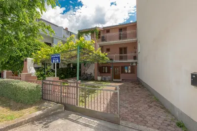 Zgrada u kojoj se nalazi apartman