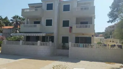 Zgrada u kojoj se nalazi apartman