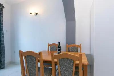 Tlocrt objekta Apartmani Makarska 19