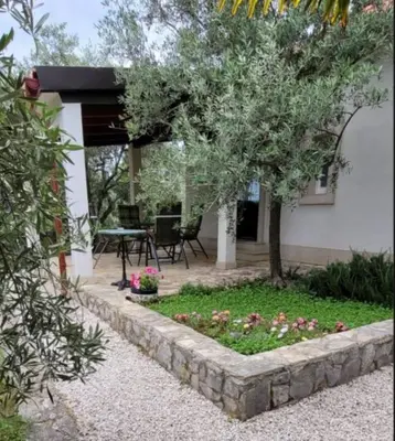Vrt u objektu House Feniks - great for a family vacation