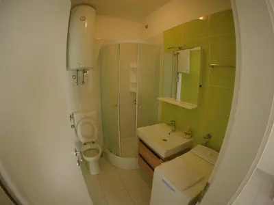 Kupaonica u objektu Apartments and Rooms Špiro