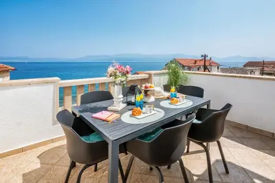 Pogled na more ili pogled na more iz apartmana