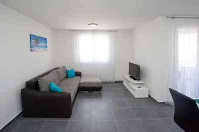 TV i/ili zabavni centar u objektu Apartments Diamond