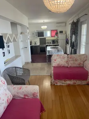 Kuhinja ili čajna kuhinja u objektu Apartmani SEA VIEW