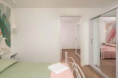 Krevet ili kreveti u jedinici u objektu Akvarel Apartment - Private Garden Terrace & BBQ