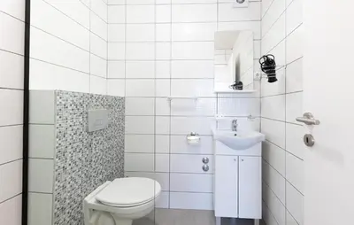 Kupaonica u objektu 1 Bedroom Awesome Apartment In Baska Voda