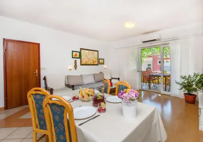 Tlocrt objekta Apartments and Rooms Anita