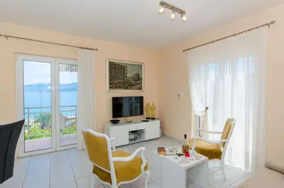TV i/ili zabavni centar u objektu Apartments Jerko