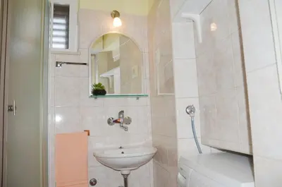 Kupaonica u objektu Apartment by the sea Fanita
