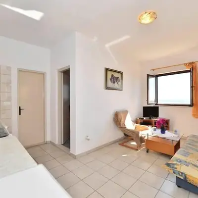Apartament Karla