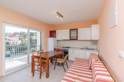 Kuhinja ili čajna kuhinja u objektu Apartment Ivo