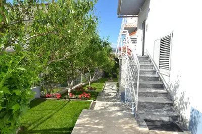 Vrt u objektu Apartment Blaž