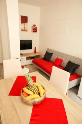 Hrana u apartmanu ili u blizini