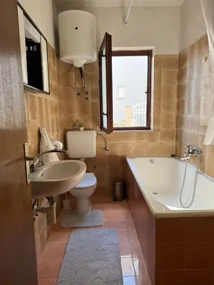 Kupaonica u objektu Apartman Jakov