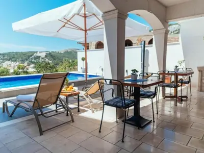Bazen u objektu Apartments Trogrli - Studio with Balcony and Sea View ili u blizini