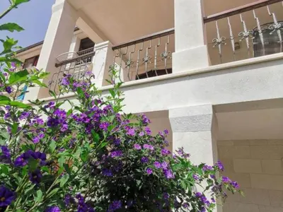 Vrt u objektu Apartments White House - Studio Apartment with Terrace and Sea View 5