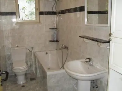 Kupaonica u objektu Apartments White House - Studio Apartment with Terrace and Sea View 5
