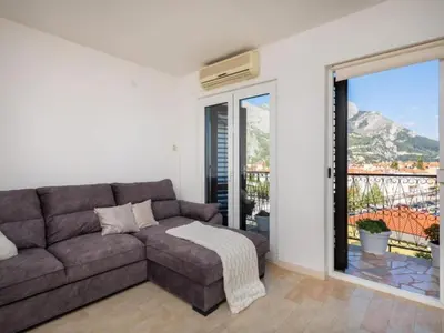 Pogled na planine ili pogled na planine iz apartmana