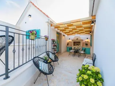 Balkon ili terasa u objektu Villa ADRIANA - Two bedroom Villa with swimming pool