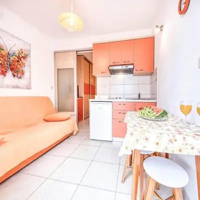 Apartments Gracin - One Bedroom Apartment with Terrace A1