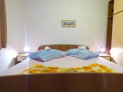 Krevet ili kreveti u jedinici u objektu Beachfront Apartments Pla a - One Bedroom Apartment A3