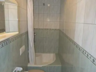 Kupaonica u objektu Beachfront Apartments Pla a - Two Bedroom Apartment A2