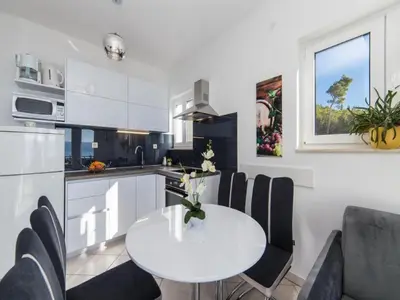 Kuhinja ili čajna kuhinja u objektu Apartments Tafra - One Bedroom Apartment