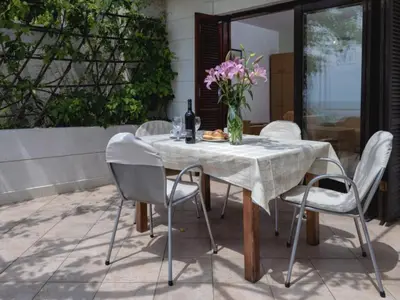 Tlocrt objekta Dolac Green Side Apartments - Two Bedroom Apartment 1