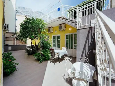 Pogled na planine ili pogled na planine iz apartmana