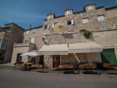 Zgrada u kojoj se nalazi apartman