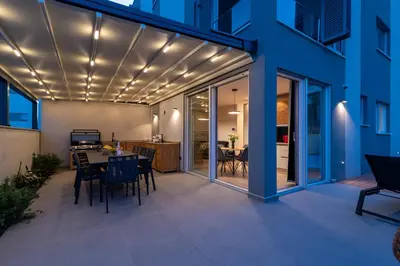 Zgrada u kojoj se nalazi apartman
