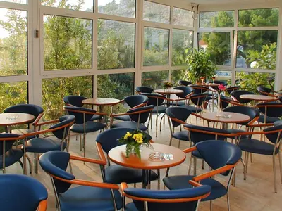 Restoran ili neka druga zalogajnica u objektu Mala Luka - Omiš, Beach Resort