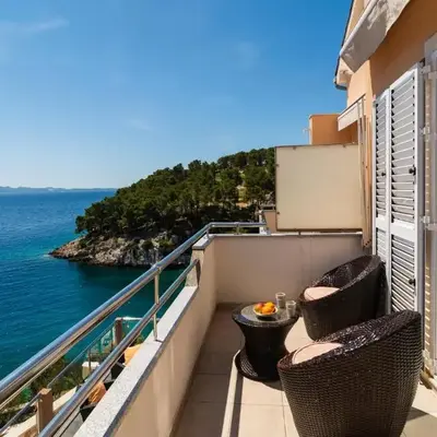 Cozy Apartment In Milna With House Sea View