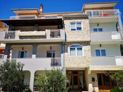 Zgrada u kojoj se nalazi apartman